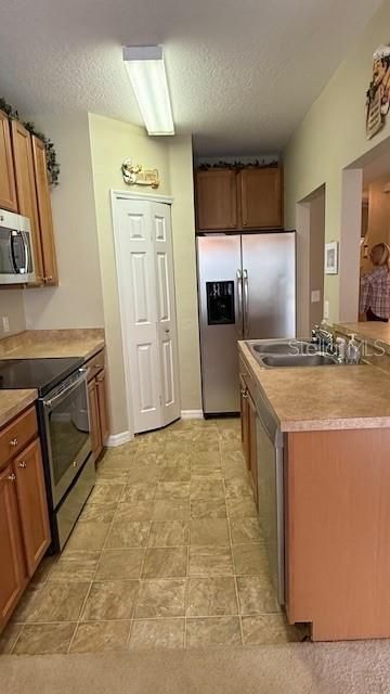 For Rent: $2,295 (3 beds, 2 baths, 1356 Square Feet)