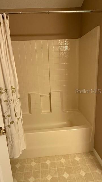 For Rent: $2,295 (3 beds, 2 baths, 1356 Square Feet)