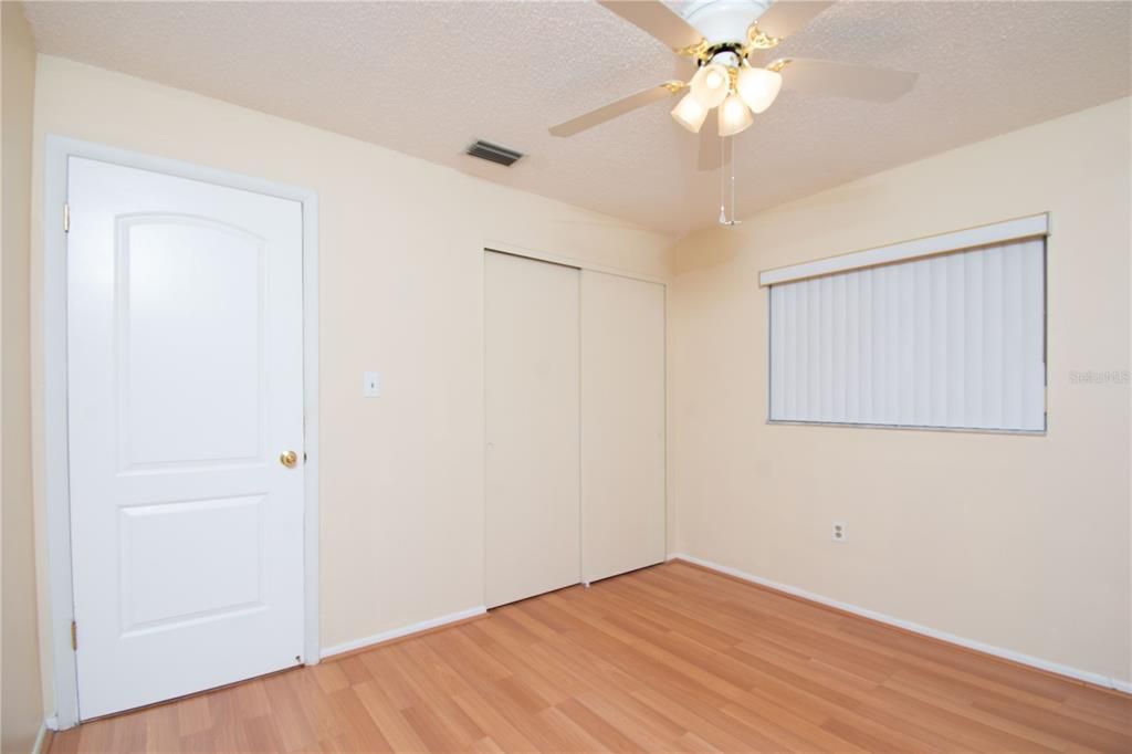 For Sale: $168,000 (2 beds, 2 baths, 950 Square Feet)