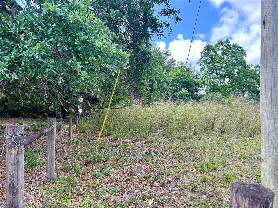 待售: $130,000 (5.41 acres)