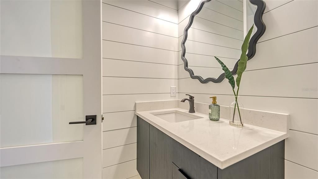 Active With Contract: $1,675,000 (4 beds, 4 baths, 2613 Square Feet)