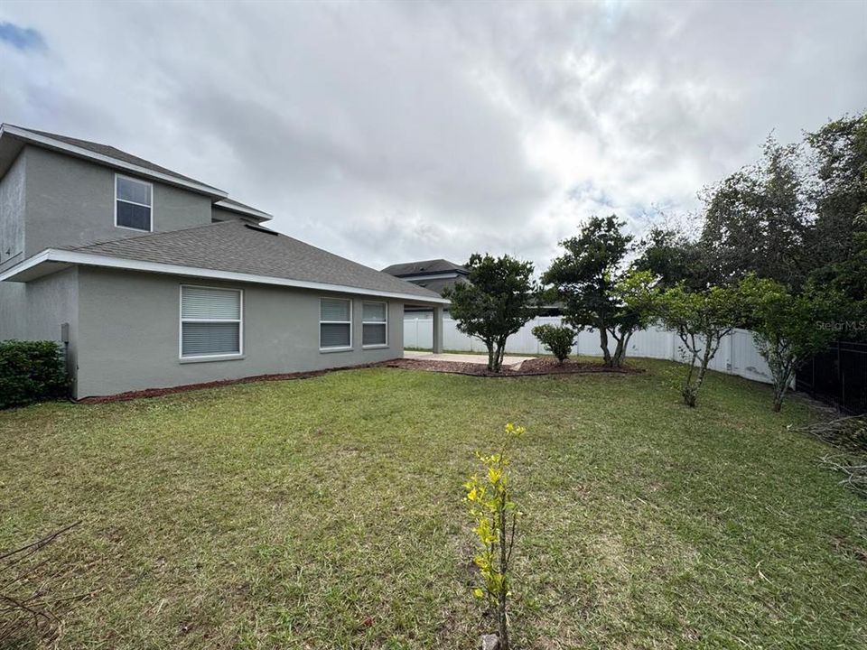 For Sale: $450,000 (4 beds, 2 baths, 2399 Square Feet)