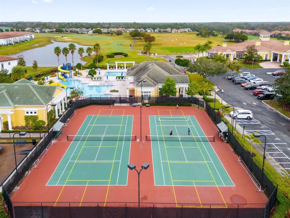 Community Tennis or Pickleball Courts