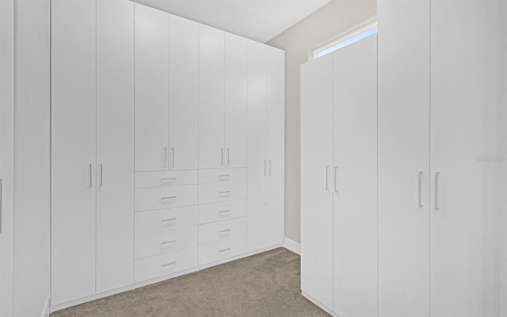 Walk-in Closet - Master Suite