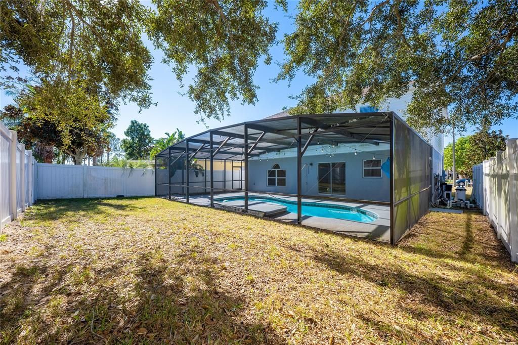 FULLY FENCED YARD.