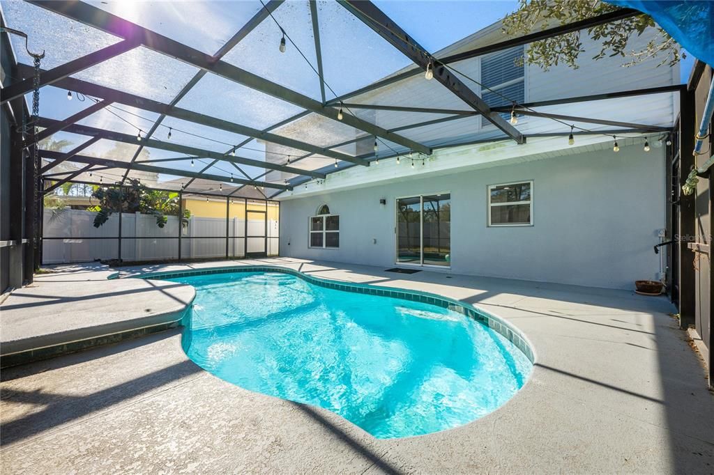 SCREENED POOL.