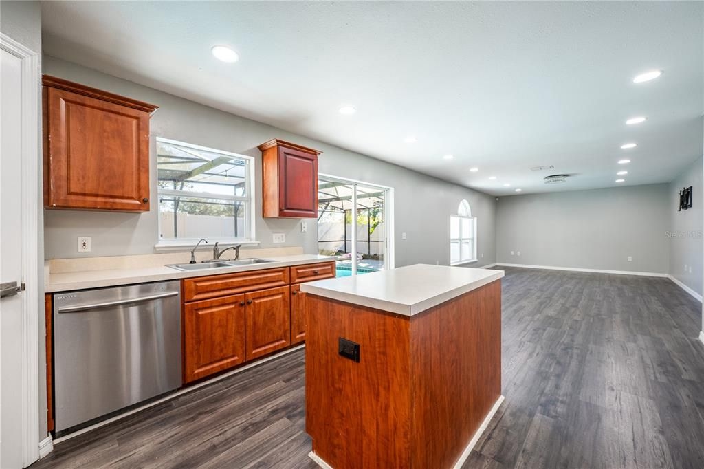 KITCHEN/LIVING ROOM.