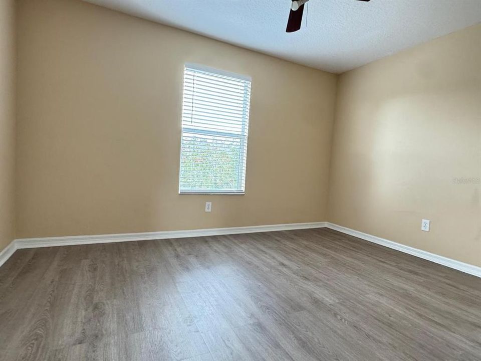 For Rent: $2,600 (4 beds, 2 baths, 2399 Square Feet)