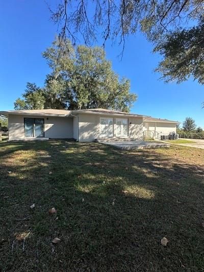 For Rent: $3,850 (4 beds, 3 baths, 2276 Square Feet)