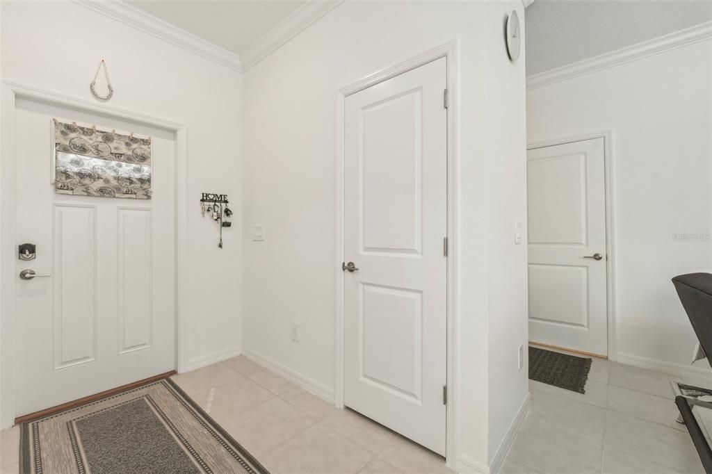 For Sale: $255,000 (2 beds, 2 baths, 1541 Square Feet)