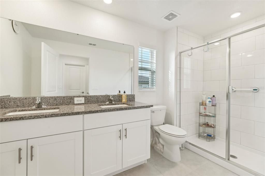 For Sale: $255,000 (2 beds, 2 baths, 1541 Square Feet)