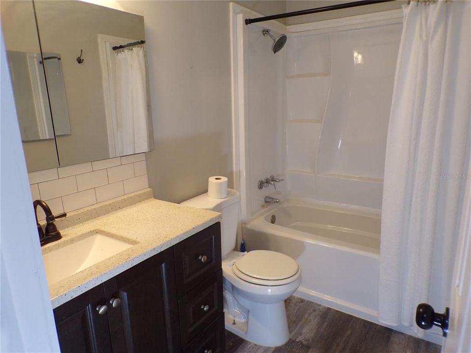 For Sale: $365,000 (3 beds, 1 baths, 1040 Square Feet)