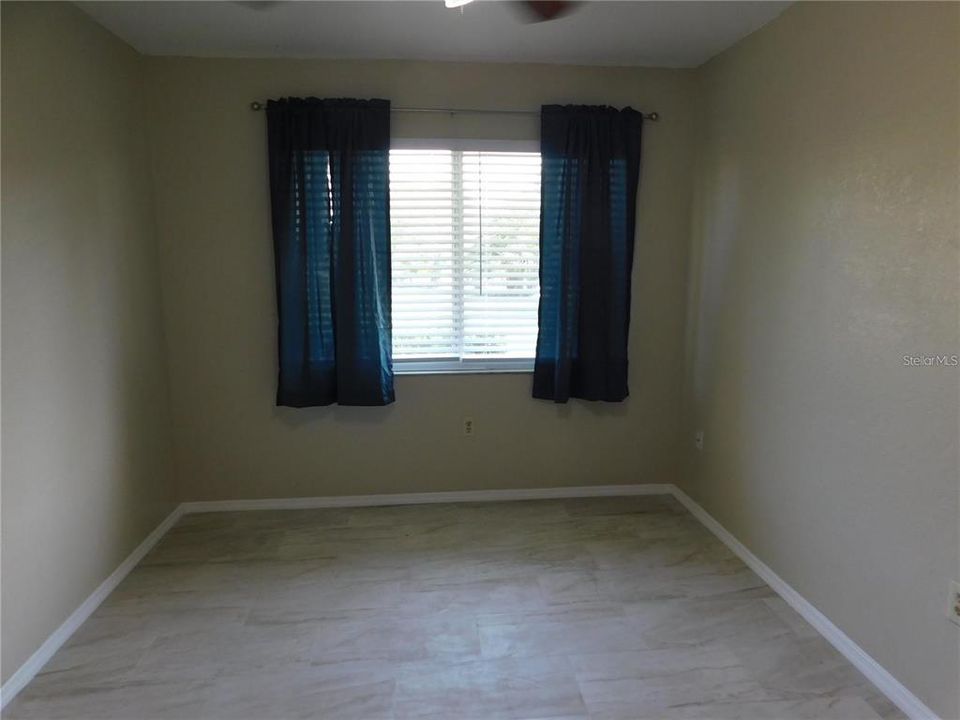 For Rent: $1,250 (1 beds, 1 baths, 550 Square Feet)