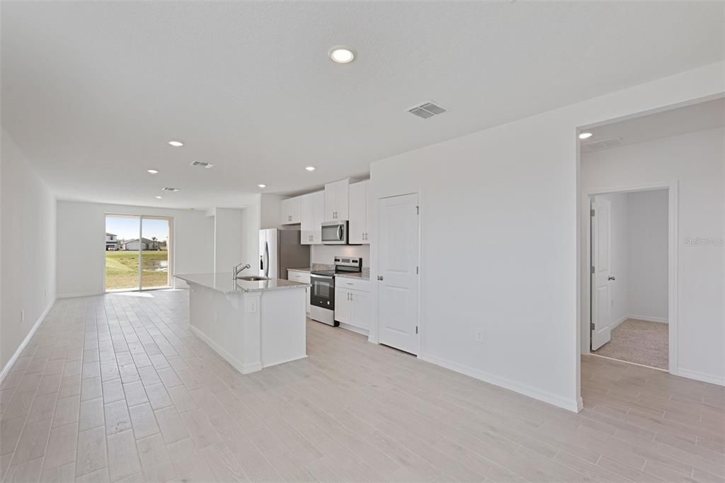 For Sale: $424,010 (3 beds, 2 baths, 1483 Square Feet)