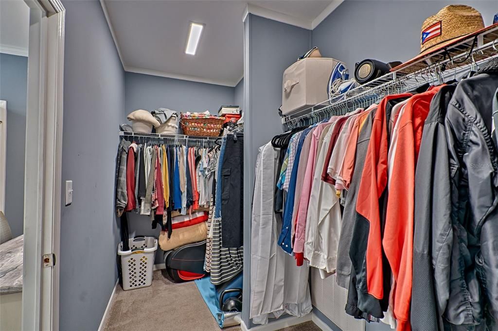 Walk in closet