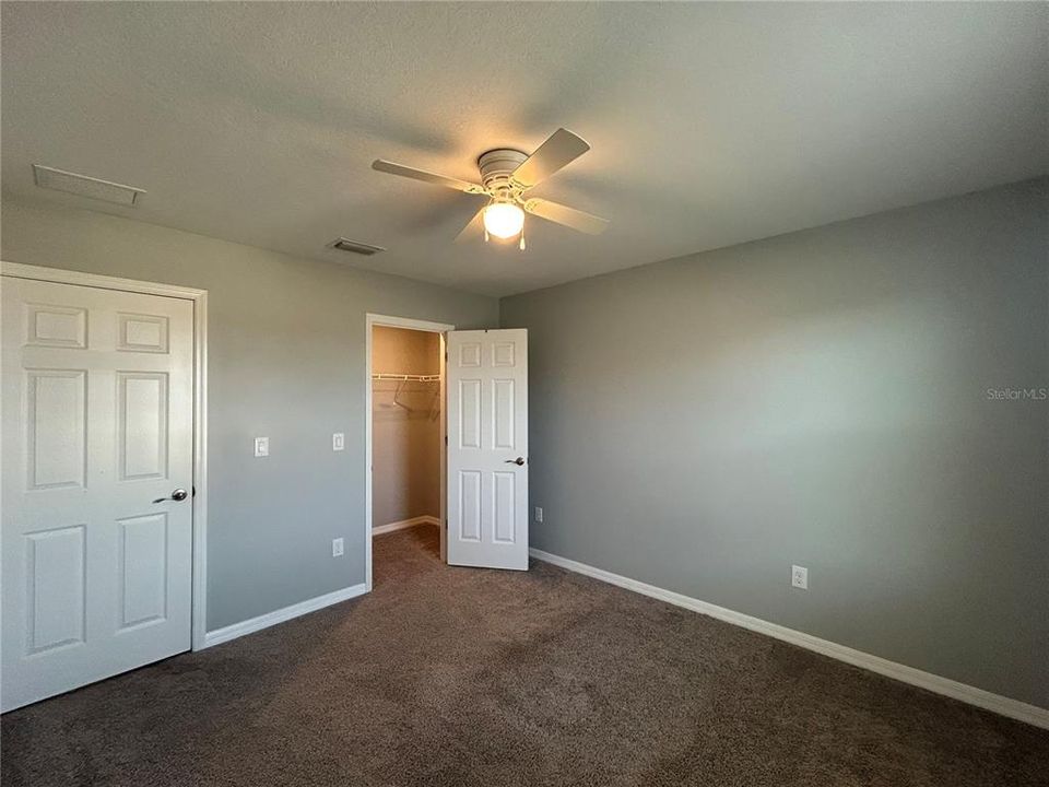 Guest Bedroom 2 - Upstairs