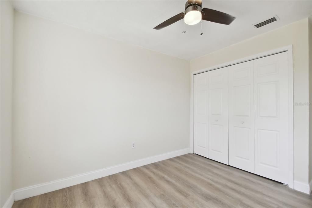 For Sale: $269,900 (3 beds, 2 baths, 1261 Square Feet)