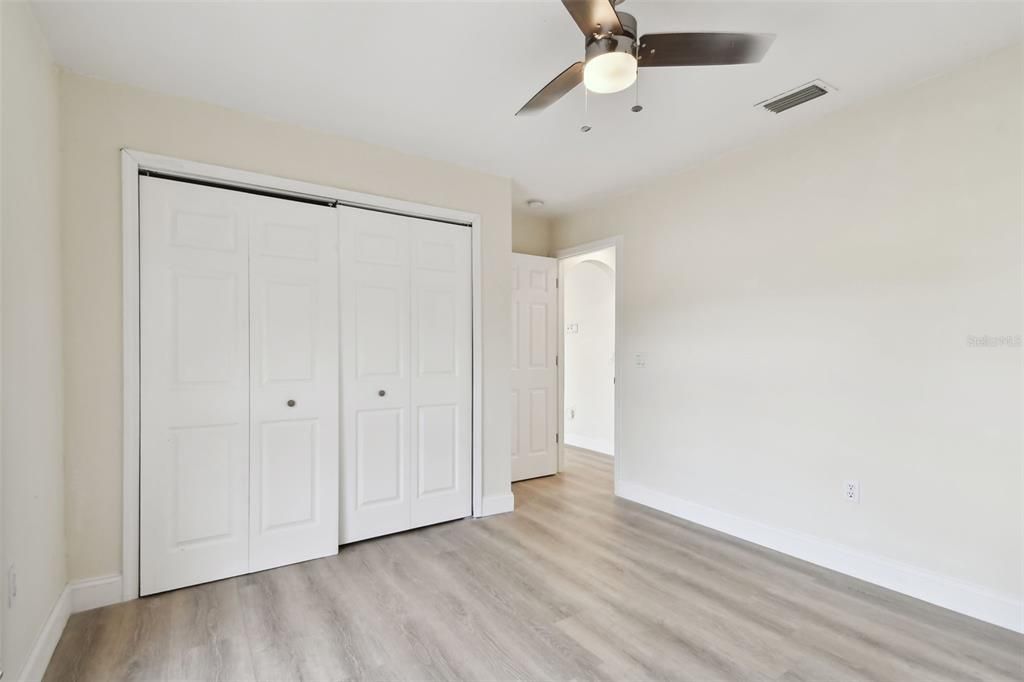 For Sale: $269,900 (3 beds, 2 baths, 1261 Square Feet)