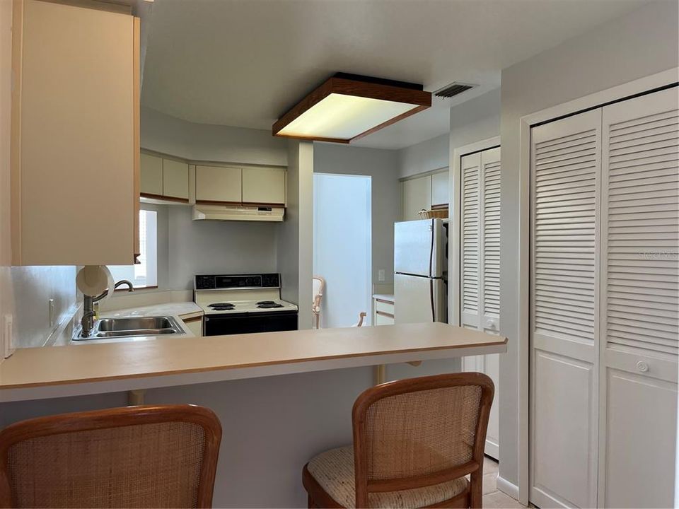 For Rent: $3,000 (3 beds, 2 baths, 1875 Square Feet)