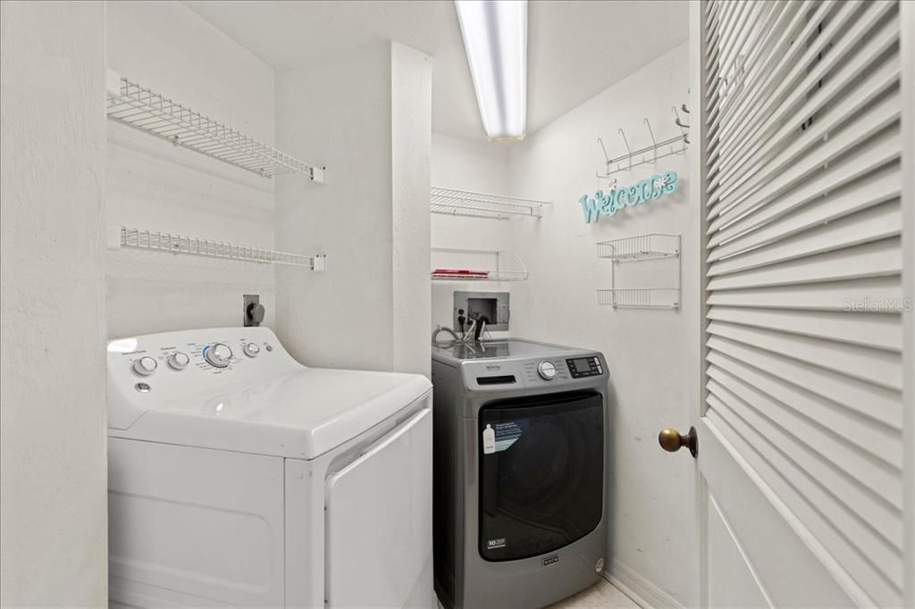 Inside-unit laundry room