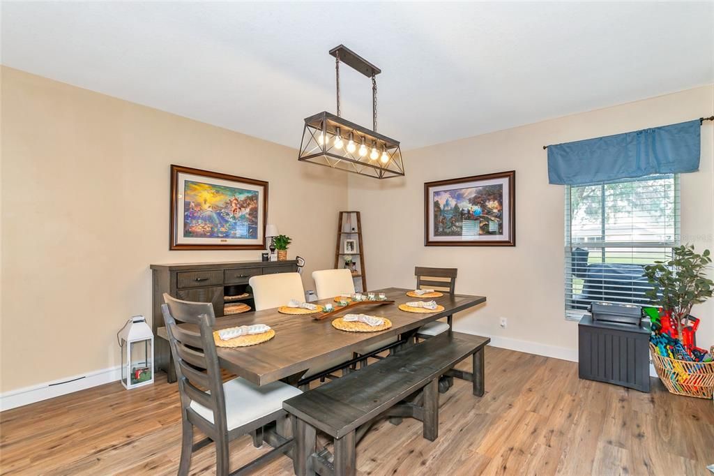 Active With Contract: $335,000 (3 beds, 2 baths, 1845 Square Feet)