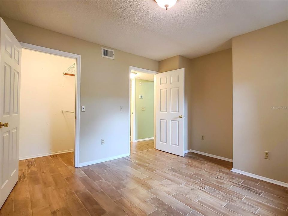 For Rent: $2,495 (2 beds, 2 baths, 984 Square Feet)