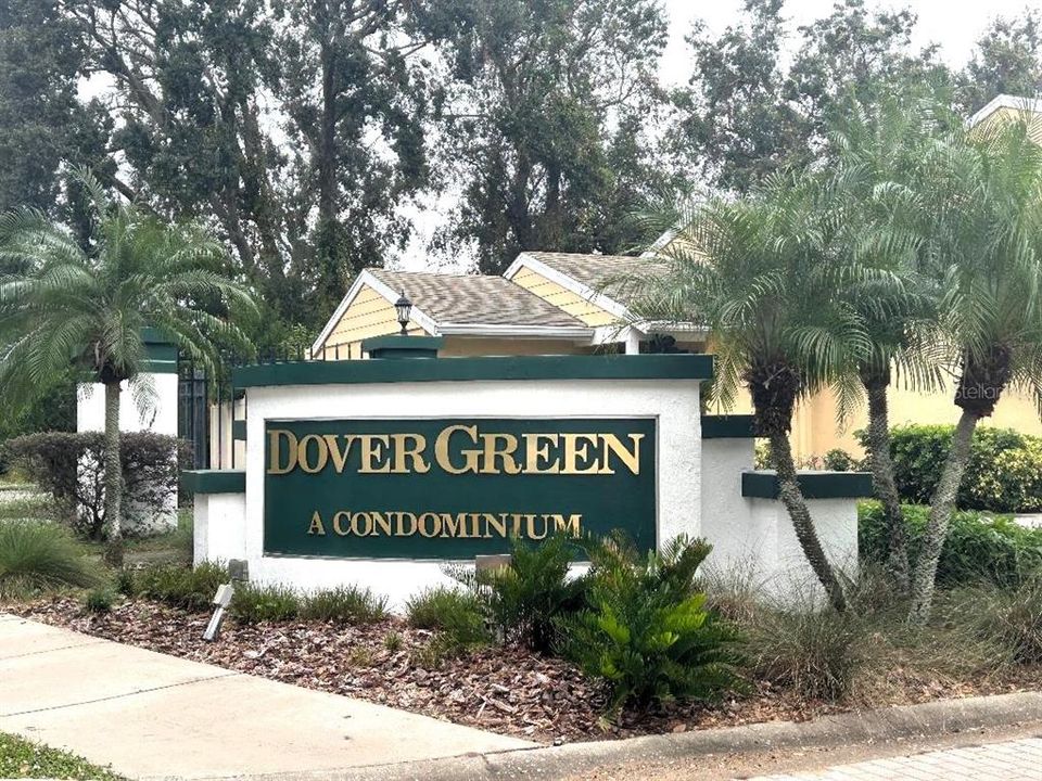 Dover Green sign