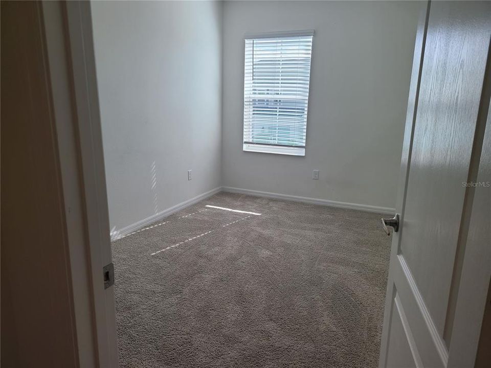 For Rent: $3,100 (3 beds, 2 baths, 1822 Square Feet)