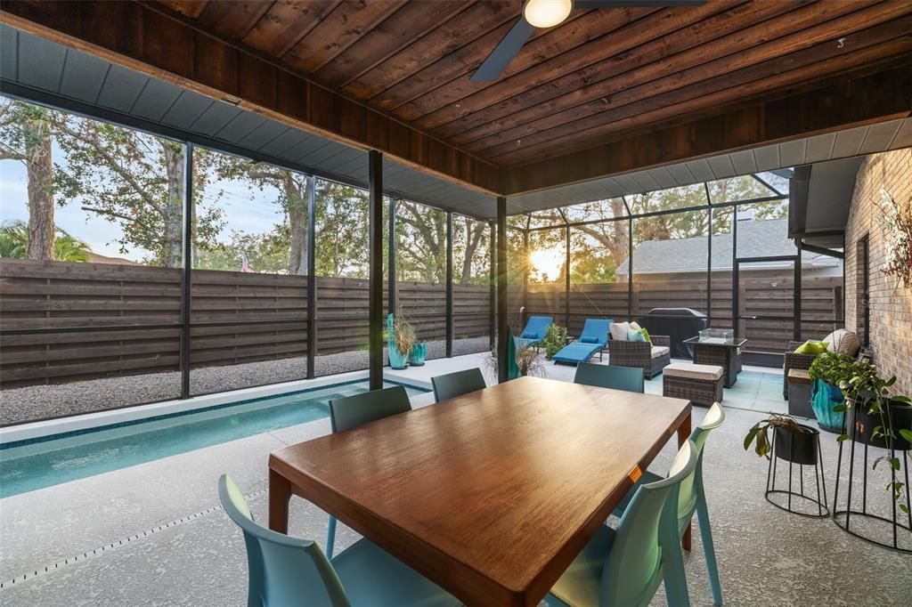 Extended lanai with dining area