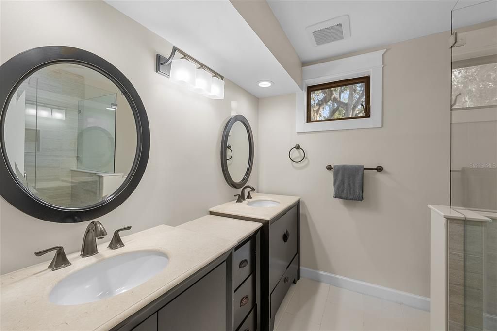 Ensuite Bath w/Double Vanities