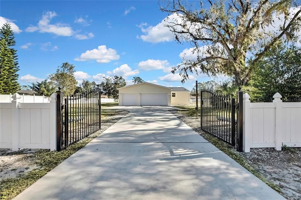 For Sale: $649,900 (3 beds, 2 baths, 1920 Square Feet)