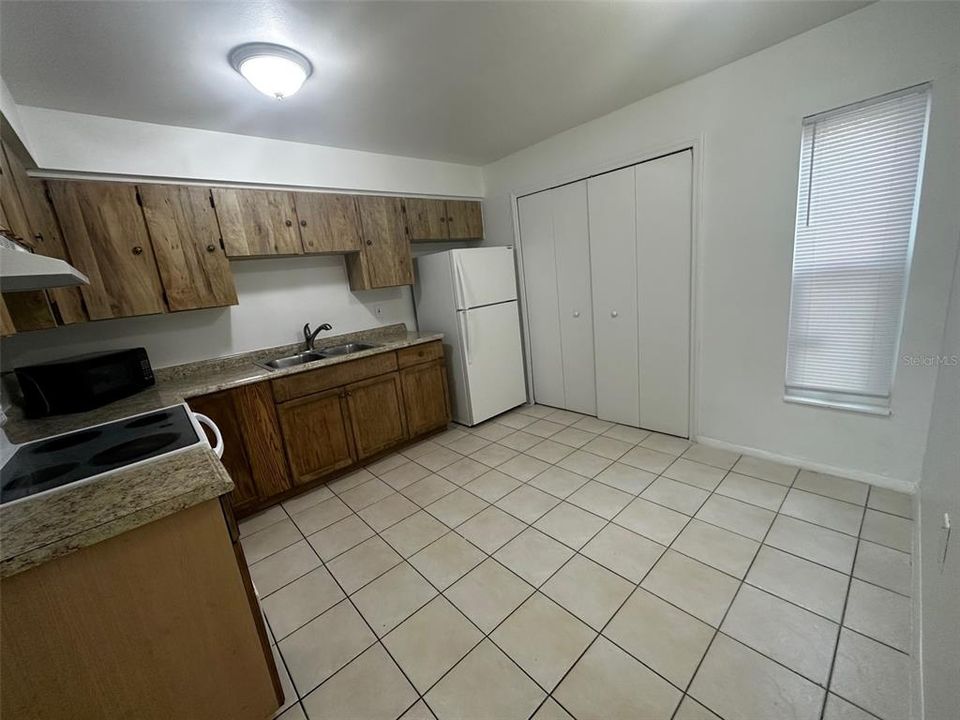 Kitchen (Laundry Closet)