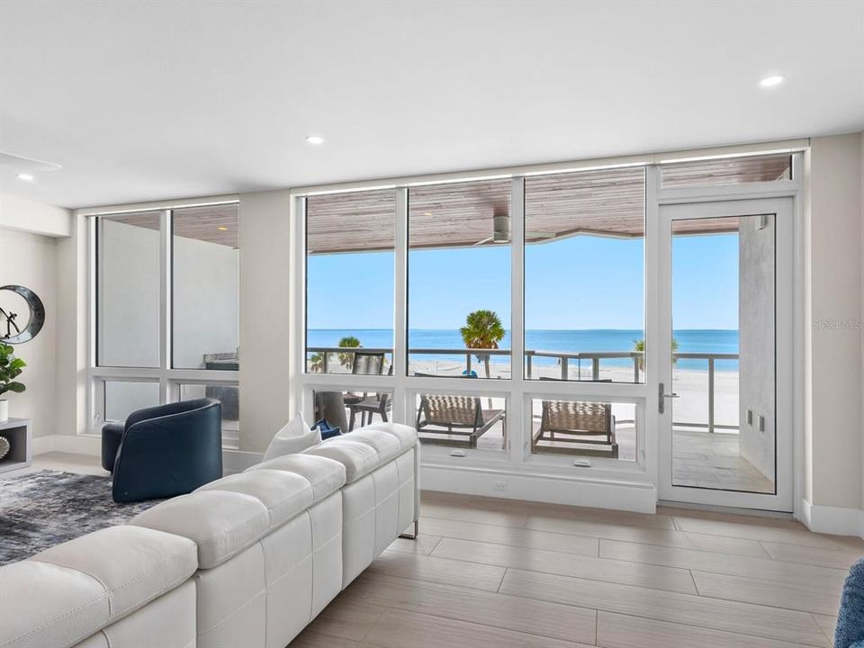 For Sale: $4,275,000 (3 beds, 3 baths, 2232 Square Feet)