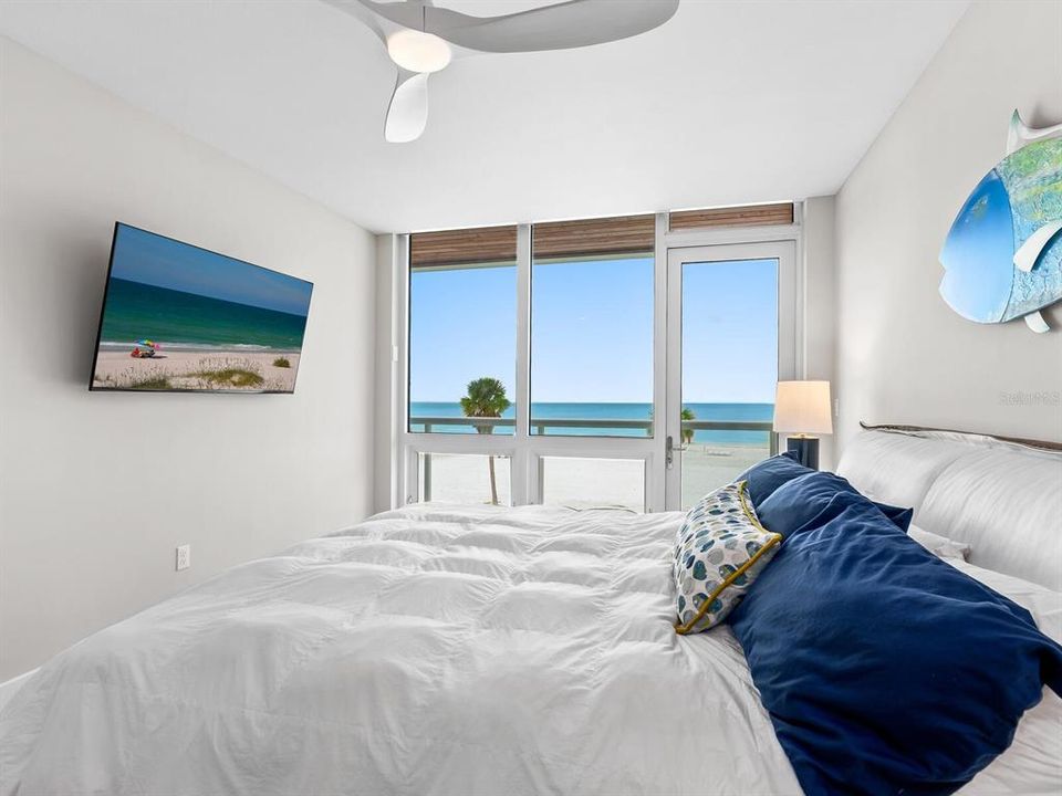 For Sale: $4,275,000 (3 beds, 3 baths, 2232 Square Feet)