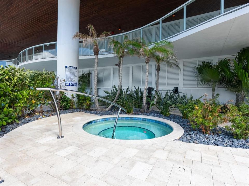 For Sale: $4,275,000 (3 beds, 3 baths, 2232 Square Feet)