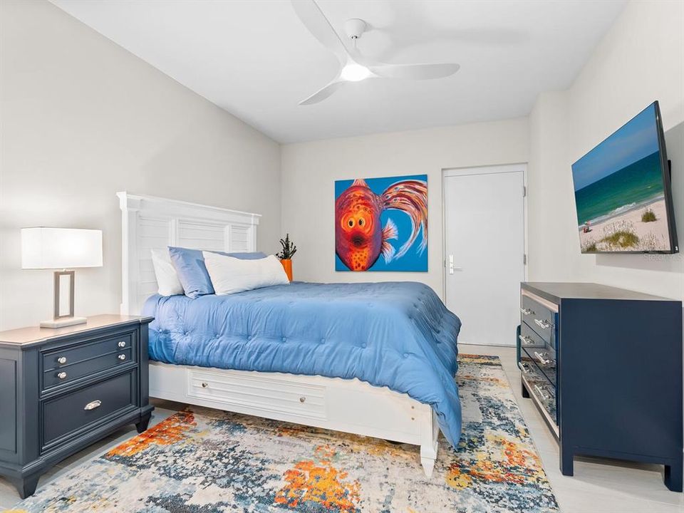 For Sale: $4,275,000 (3 beds, 3 baths, 2232 Square Feet)