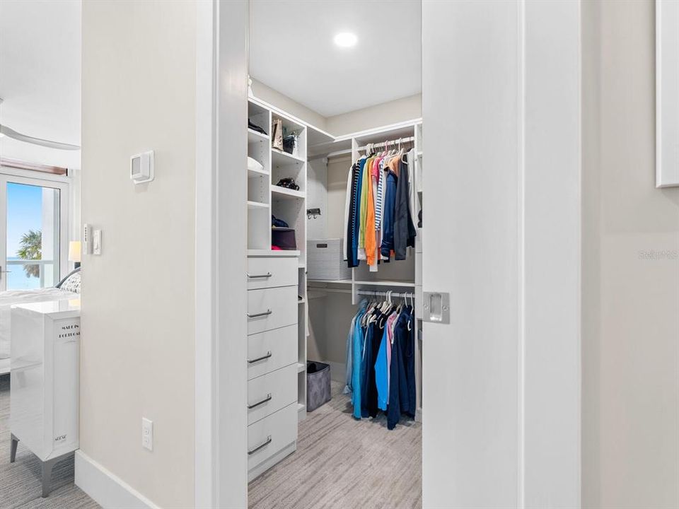 For Sale: $4,275,000 (3 beds, 3 baths, 2232 Square Feet)