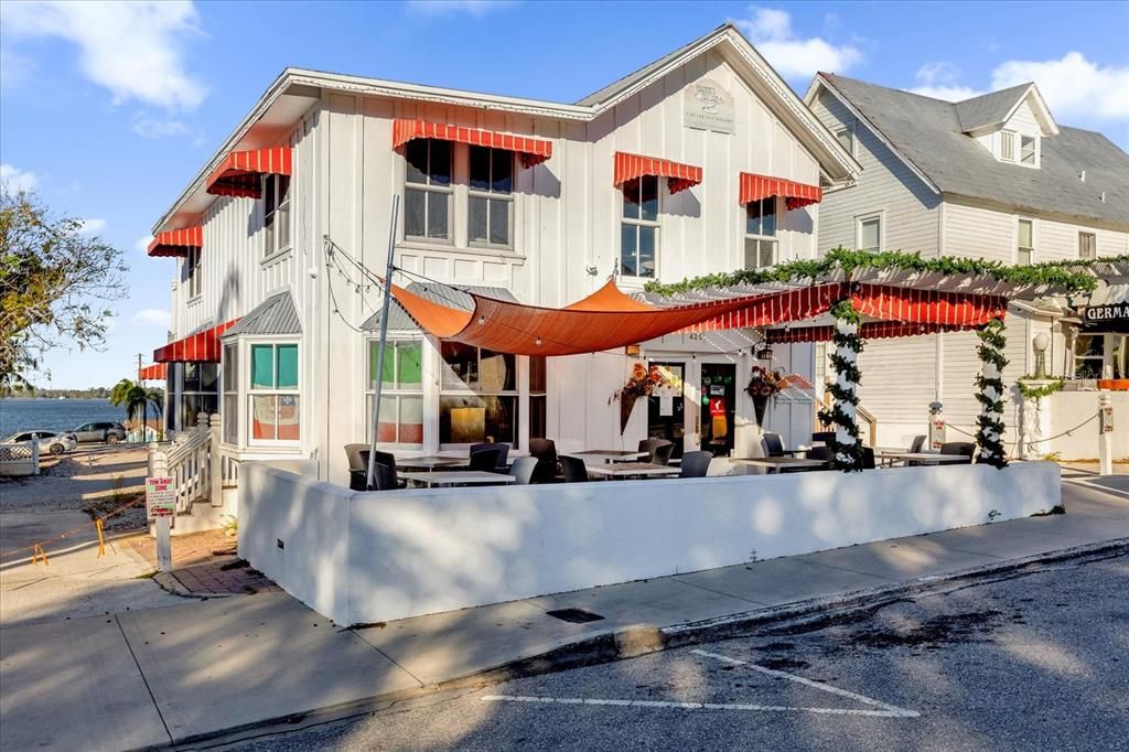 Downtown Mount Dora restaurant