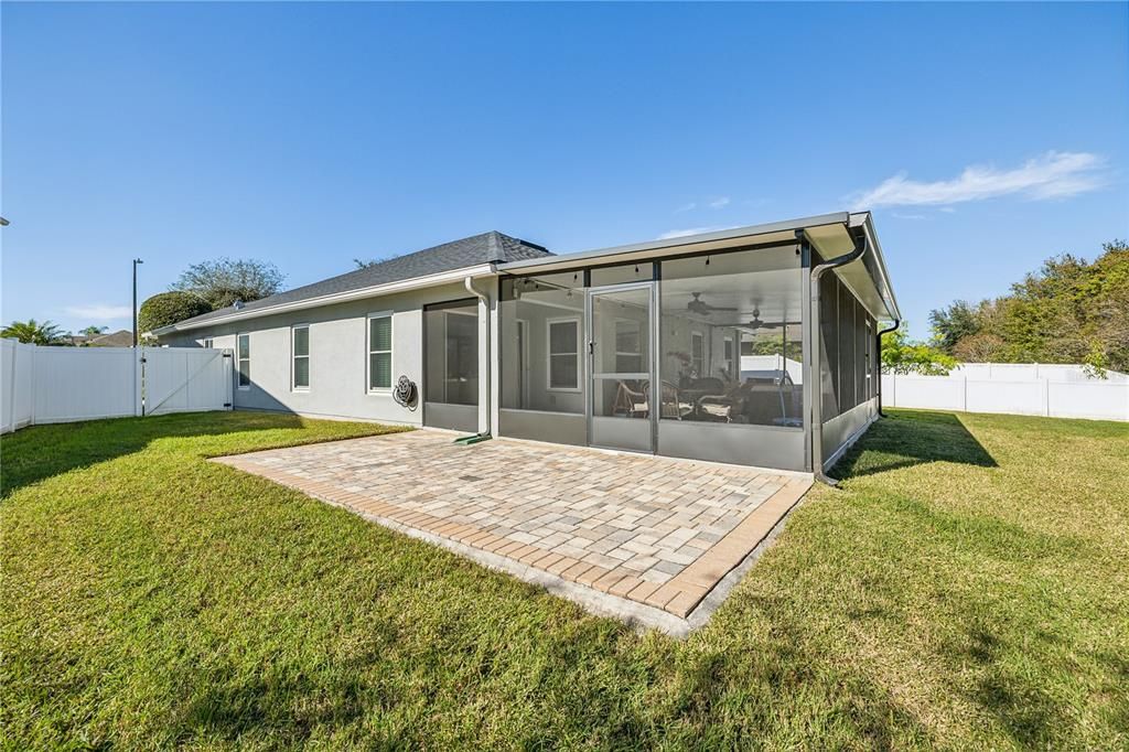 For Sale: $489,000 (4 beds, 2 baths, 1713 Square Feet)