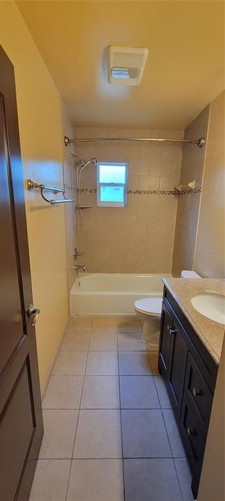 For Rent: $1,975 (3 beds, 2 baths, 1210 Square Feet)