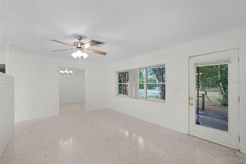 entrance into front living room