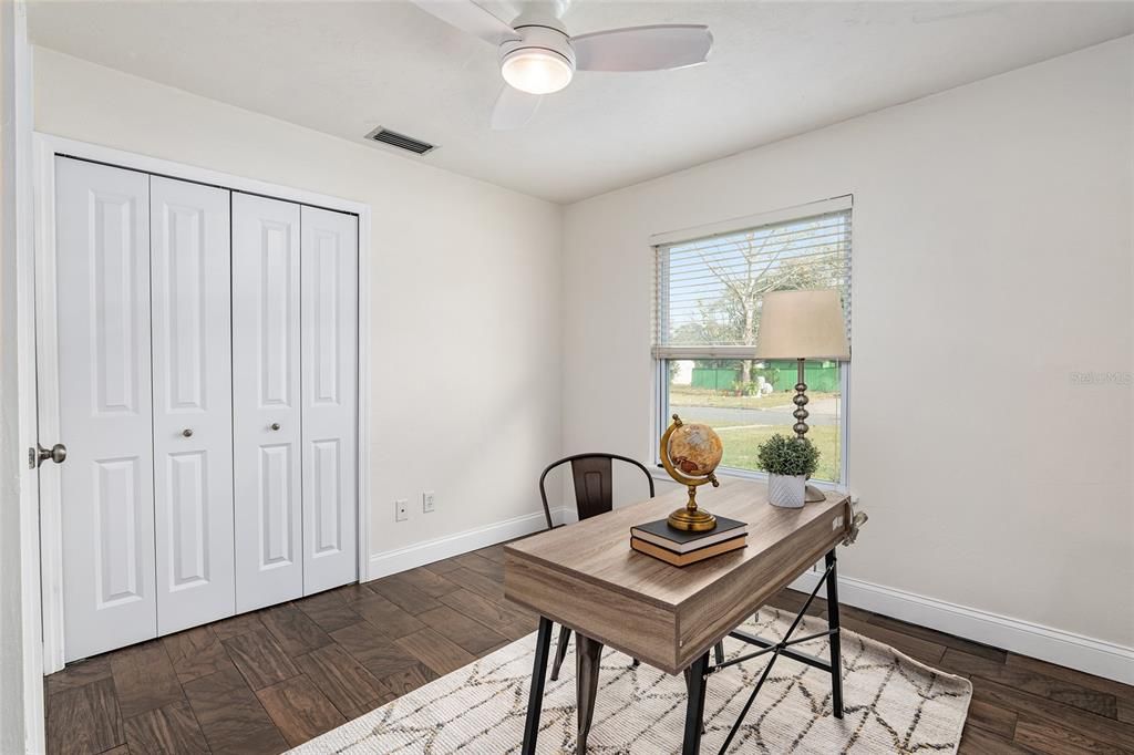 For Sale: $297,707 (3 beds, 2 baths, 1321 Square Feet)