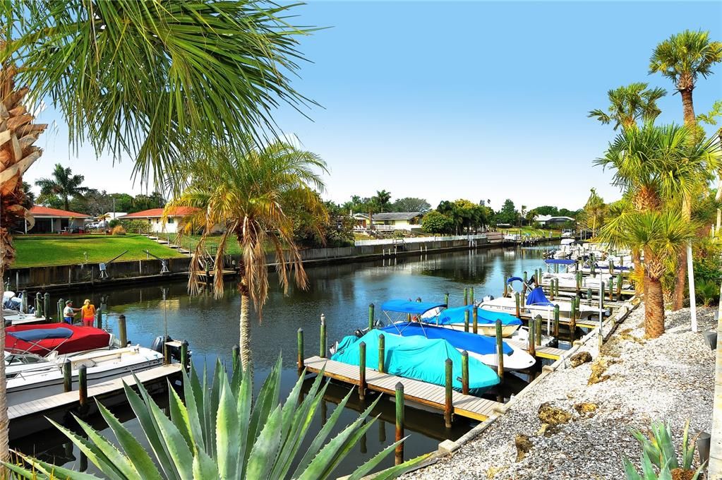 Strathmore Boat Docks