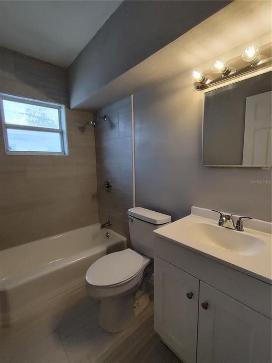 For Rent: $1,295 (1 beds, 1 baths, 1036 Square Feet)