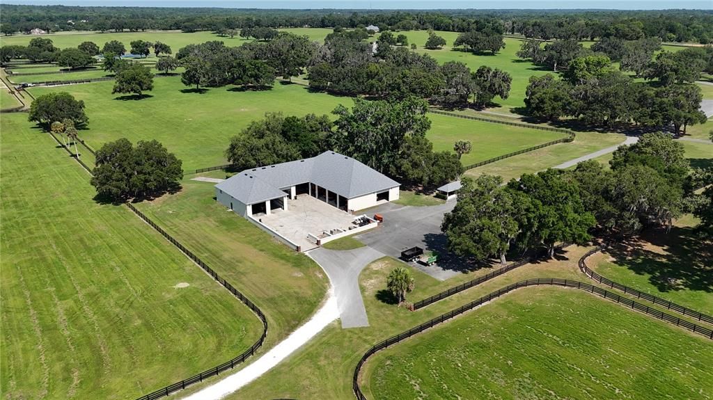 For Sale: $7,750,000 (4 beds, 2 baths, 1884 Square Feet)