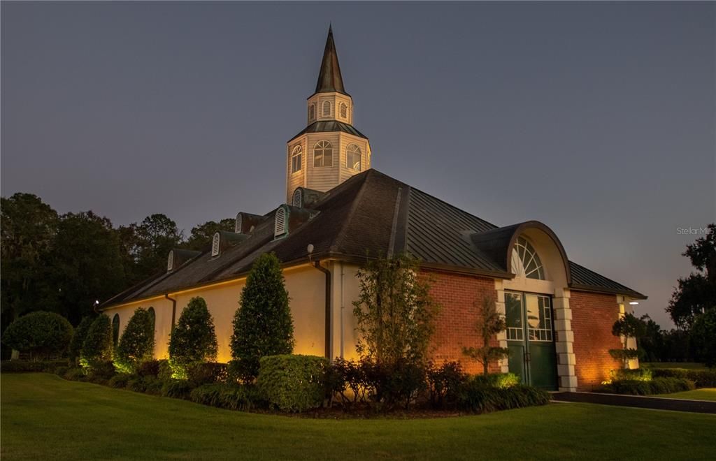 For Sale: $7,750,000 (4 beds, 2 baths, 1884 Square Feet)