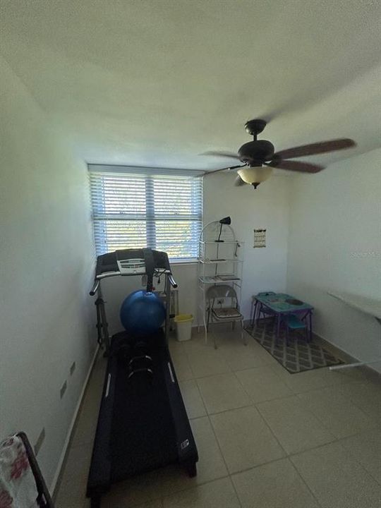 For Sale: $280,000 (3 beds, 2 baths, 1132 Square Feet)