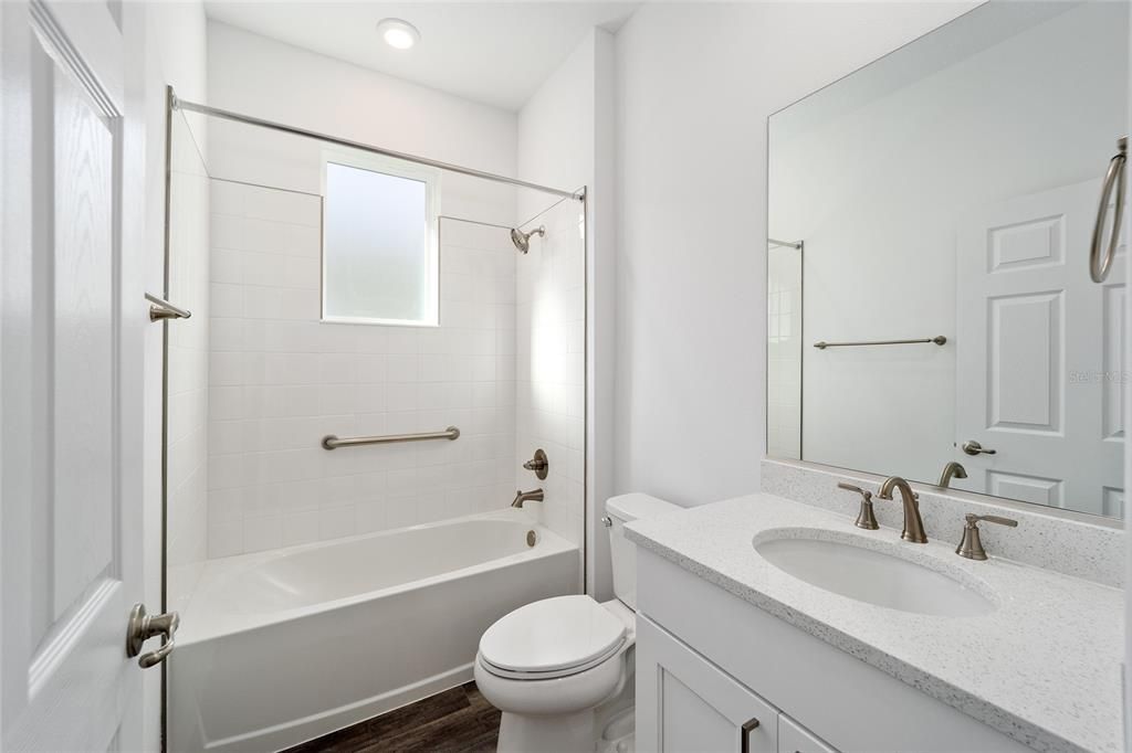 For Sale: $320,280 (2 beds, 2 baths, 1467 Square Feet)