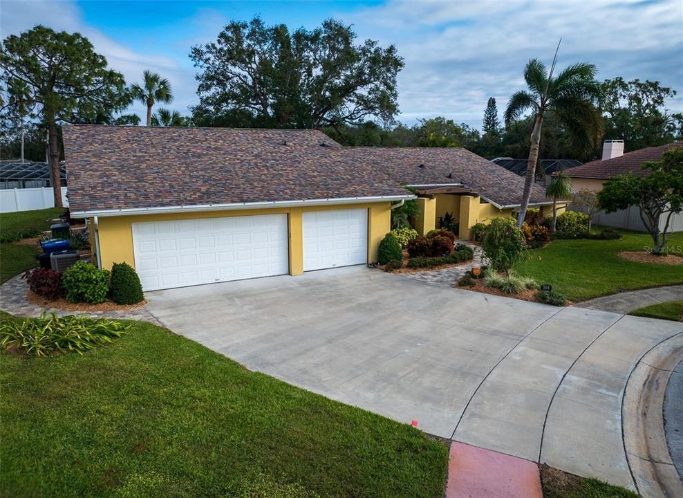 Vendido Recientemente: $1,025,000 (4 camas, 2 baños, 2573 Pies cuadrados)