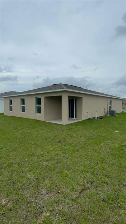 For Sale: $323,990 (4 beds, 2 baths, 1665 Square Feet)